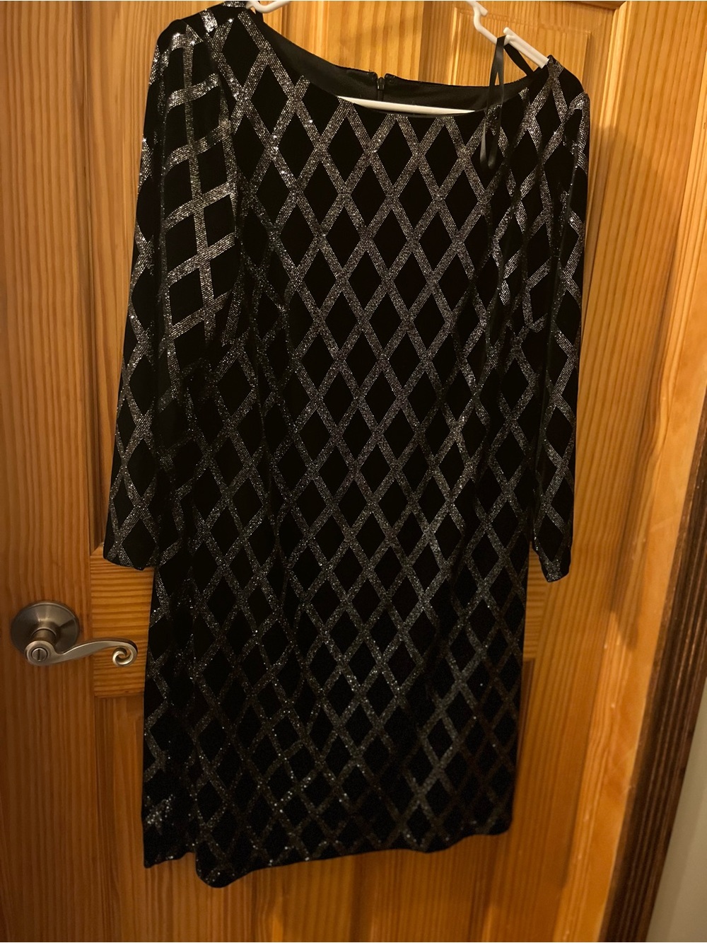 Black Glitter Diamond-Pattern Shift Dress
